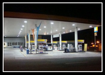 Iluminação TAIRIS em posto de combustível